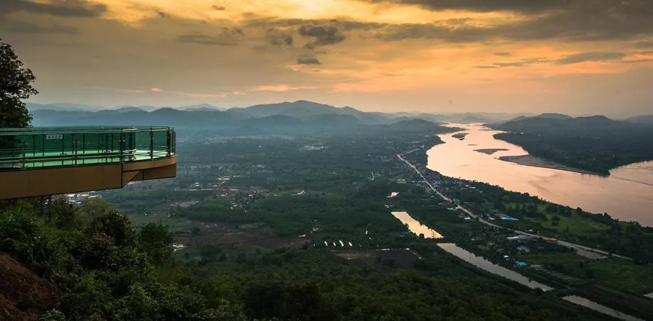 อัญมณีที่ซ่อนอยู่ของไทย: 10 จุดหมายปลายทางที่ถูกมองข้ามสำหรับการเดินทางสัมผัสวิถีแท้