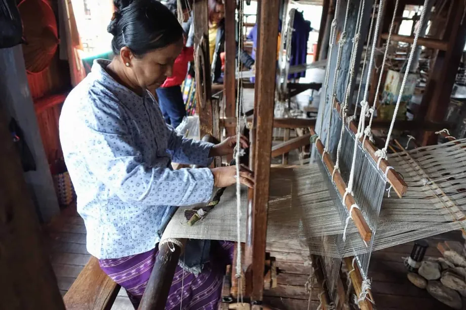 Lotus Silk Weaving at Inpawkhon Village Inle Lake – TIMEtoMOSEY