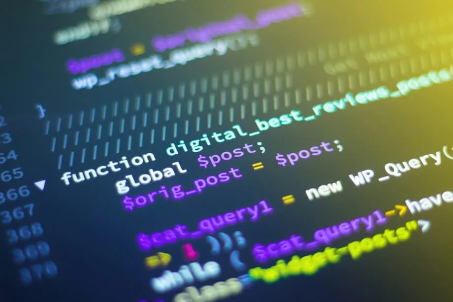 Qwen3-Coder ของ Alibaba: เครื่องมือเขียนโค้ด AI ทรงพลังที่จุดกระแสวิตกด้านความมั่นคงในโลกตะวันตก