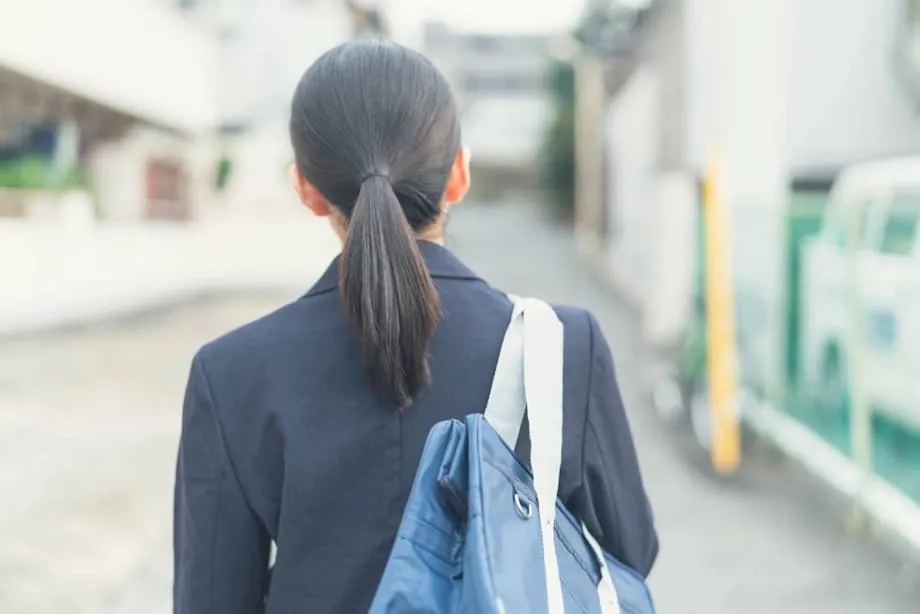 เหตุใดการสิ้นสุดวันหยุดฤดูร้อนจึงสร้างความทุกข์ใจให้วัยรุ่นญี่ปุ่น: เจาะลึกวิกฤตระดับชาติ