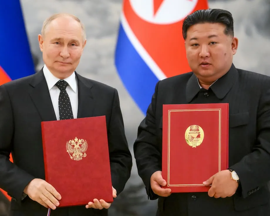ปูตินและคิมร่วมขบวนพาเหรดทหารจีนกับสี: แสดงพลังสามัคคีท้าทายแรงกดดัน