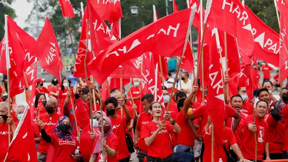 ความตึงเครียดทางชาติพันธุ์ทวีขึ้นในการเมืองมาเลเซีย