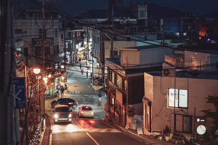 south korea, street, seoul, dusk, sunset, nature, city, landscape, film photography, alley
