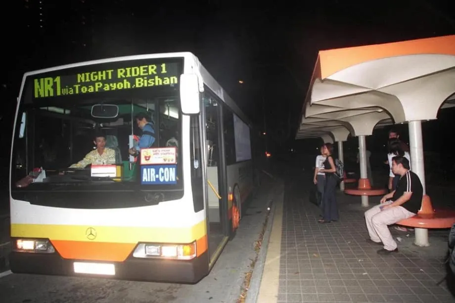 สิงคโปร์หลังยุติ NightRider: เมืองที่ใช้ชีวิตได้ตลอด 24 ชั่วโมงจะเป็นไปได้หรือไม่ หากไม่มีรถเมล์รอบดึก?