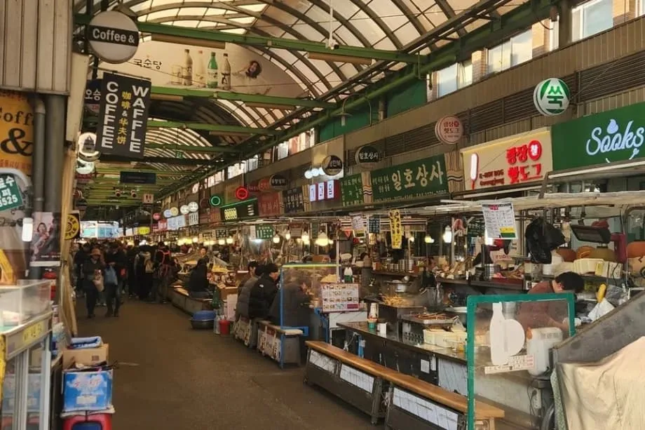 กรณีคิดเงินเกินราคาที่ตลาดควังจัง จุดชนวนการฟ้องร้องระหว่างผู้ค้าและการปฏิรูปนโยบายในกรุงโซล