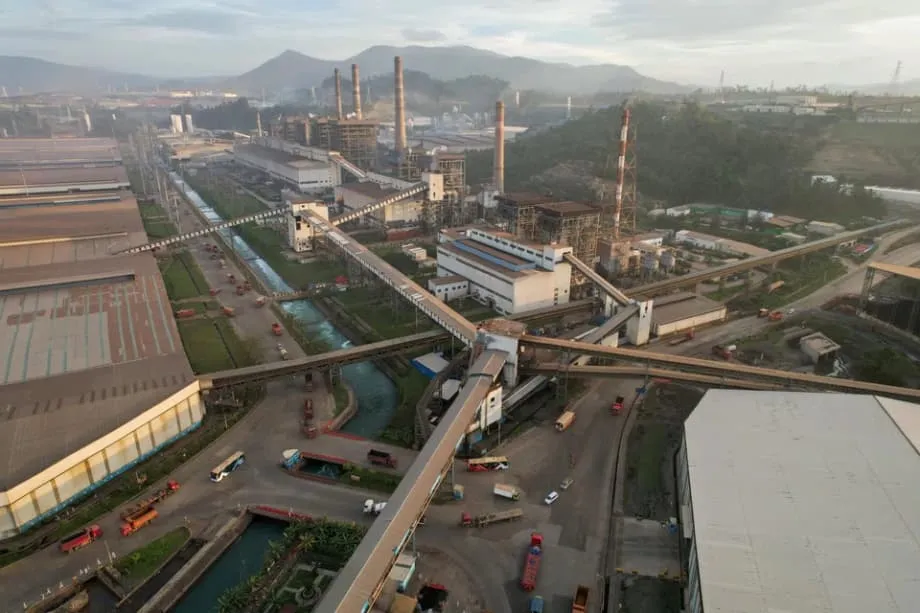 โรงงานนิกเกิลในอินโดนีเซียลดการผลิต หลังพื้นที่กักเก็บกากแร่ใกล้เต็ม