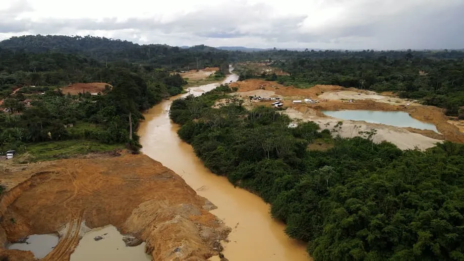 Galamsey in Ghana: Illegal mining pollution potent…