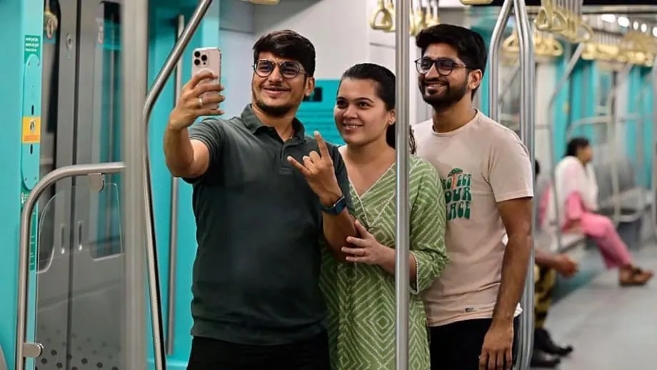 ปริศนารถไฟฟ้าใต้ดินอินเดีย: ลงทุนหลายพันล้าน แต่ผู้โดยสารยังเมิน