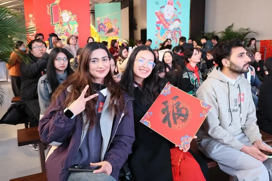 จีนผงาดเป็นมหาอำนาจด้านการศึกษาระดับโลก ดึงดูดนักศึกษาต่างชาติ 380,000 คน