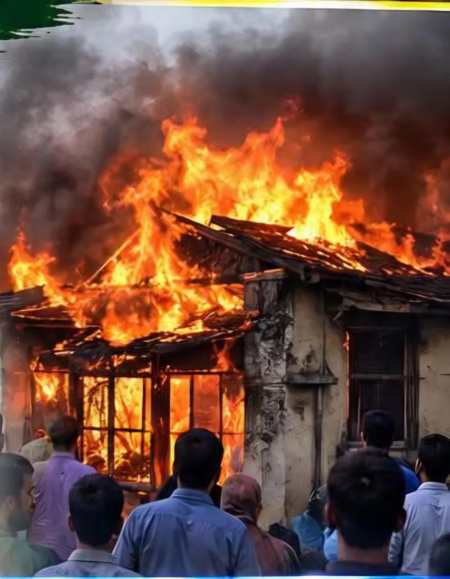 Mob Burns Christian Man's Home and Clinic in Pakistan as Families Flee Blasphemy Accusation