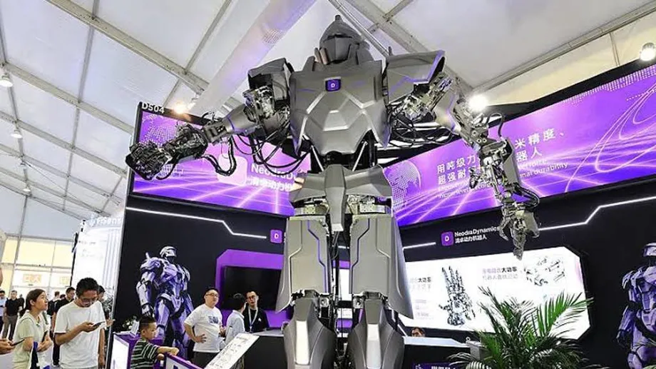 China's 4-Metre Neo1 Robot Targets Heavy Industry With Claimed 500 kg Arm Payload