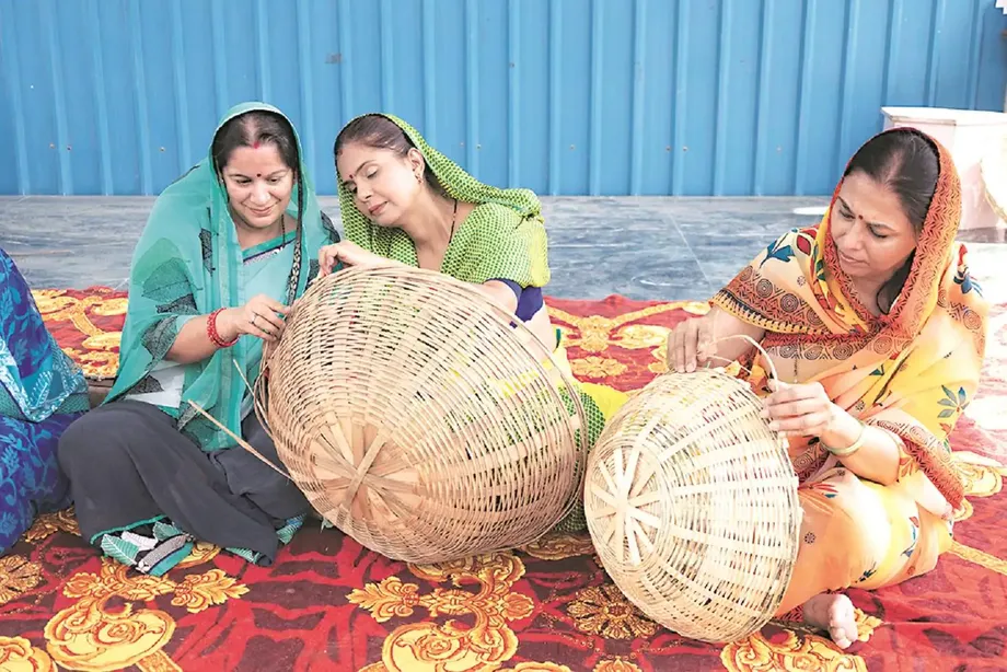 India's Rural Women Are Working More, but Unpaid Farm Labour Drives the Rise, Oxfam Says