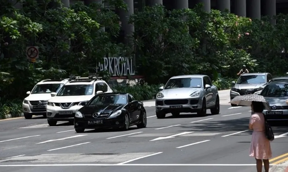 ทำไมสิงคโปร์จึงเป็นเมืองในเอเชียตะวันออกเฉียงใต้ที่ซื้อรถแพงที่สุด: เจาะรายงาน Julius Baer